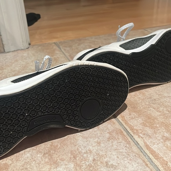 Reebok runners - Picture 2 of 6